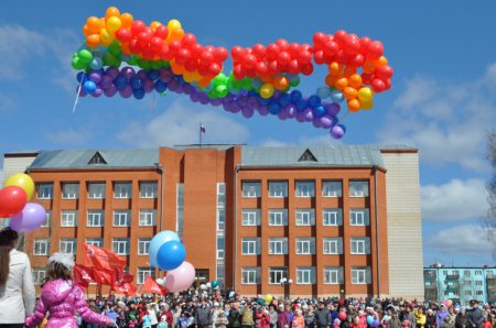 9 МАЯ И КРАСНАЯ ЗВЕЗДА