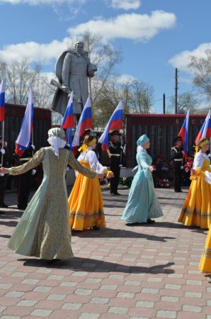 9 МАЯ И КРАСНАЯ ЗВЕЗДА