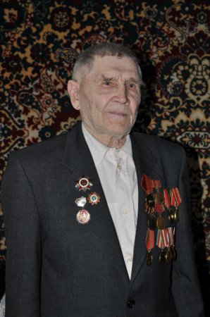 9 МАЯ И КРАСНАЯ ЗВЕЗДА