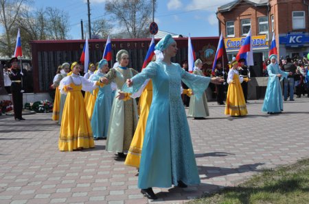 9 МАЯ И КРАСНАЯ ЗВЕЗДА