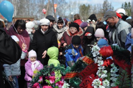 9 МАЯ И КРАСНАЯ ЗВЕЗДА