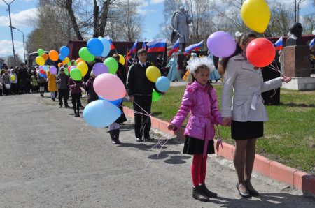 9 МАЯ И КРАСНАЯ ЗВЕЗДА