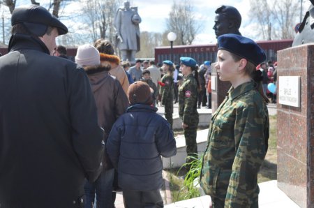 9 МАЯ И КРАСНАЯ ЗВЕЗДА