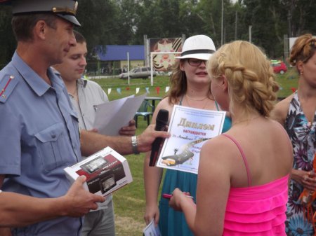 День молодежи – конкурс «Авто-леди»