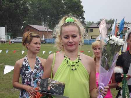 День молодежи – конкурс «Авто-леди»