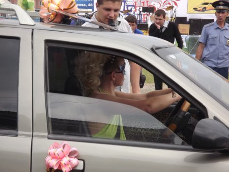 День молодежи – конкурс «Авто-леди»