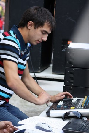 "Молодежка - Наш Дом"