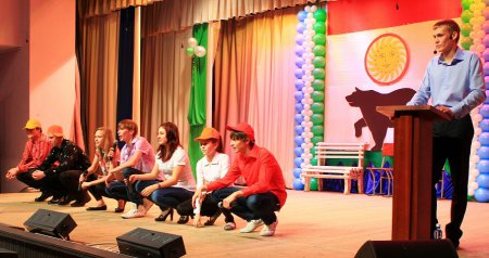 Клуб Веселых и Находчивых Клуб Веселых и Находчивых