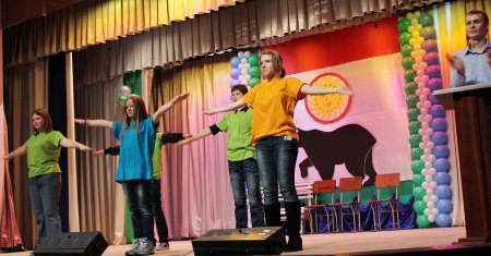 Клуб Веселых и Находчивых Клуб Веселых и Находчивых