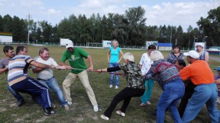 «Рука другу»