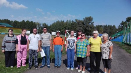 «Рука другу»