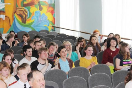 В позитивном ключе