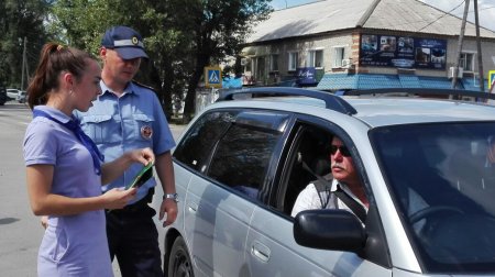 В Колпашеве прошла акция "Детское кресло"