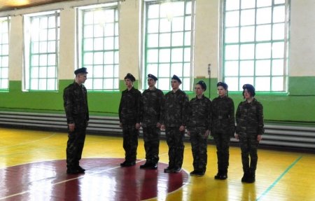 "Ты защитник, а это значит!" "Ты защитник, а это значит!"