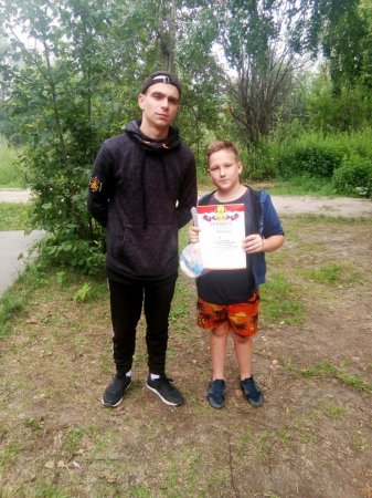 Любители настольного тенниса Любители настольного тенниса