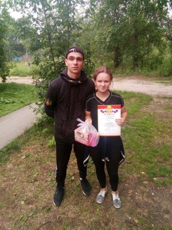 Любители настольного тенниса Любители настольного тенниса