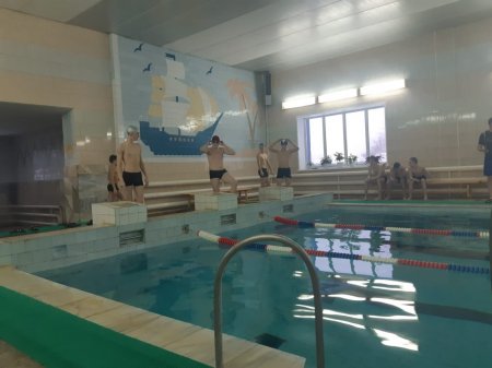 Cоревнования по плаванию Cоревнования по плаванию