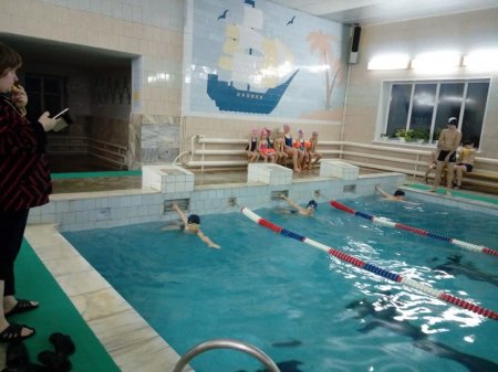 Выходные в бассейне Выходные в бассейне