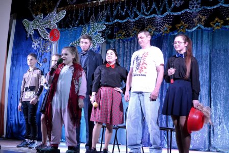 С шуткой по жизни идти С шуткой по жизни идти