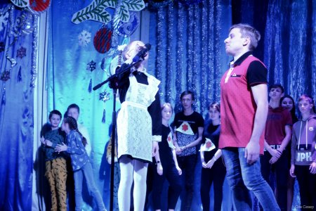 С шуткой по жизни идти С шуткой по жизни идти