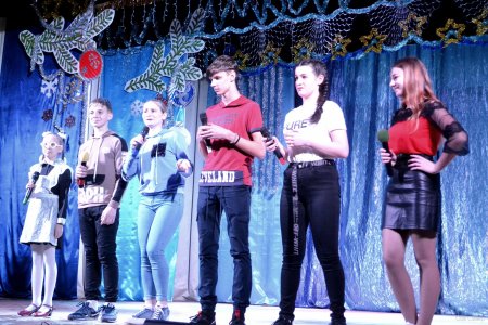 С шуткой по жизни идти С шуткой по жизни идти