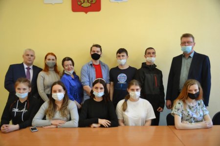 Алексей Владимирович Щукин провел рабочую встречу с волонтёрами